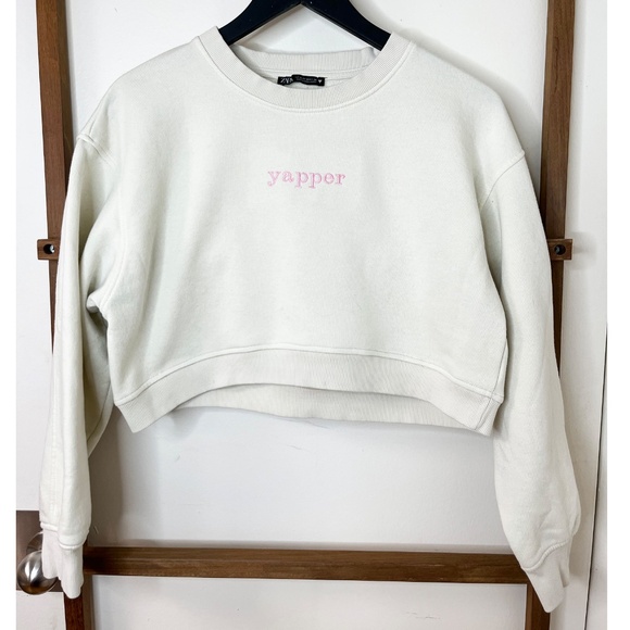Embroidered Zara Cream Cropped Sweater - Picture 3 of 3